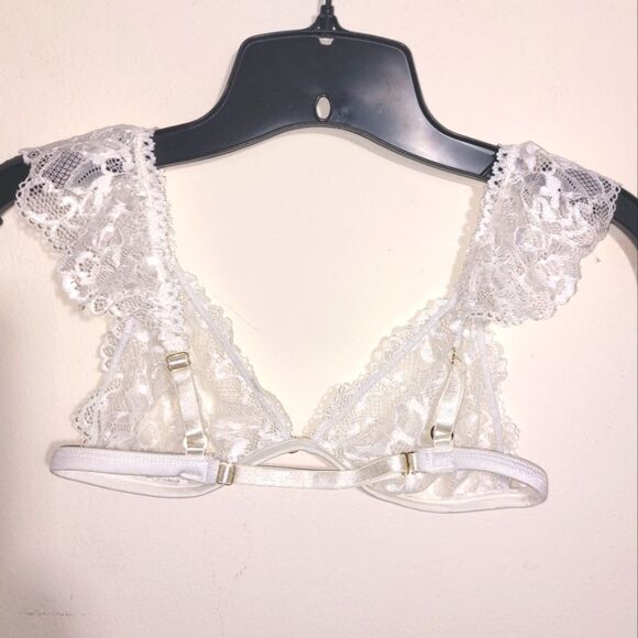GOOSEBERRY Intimates Women's Sexy Lace Coquette Triangle Bralette White Size XS - Picture 11 of 13